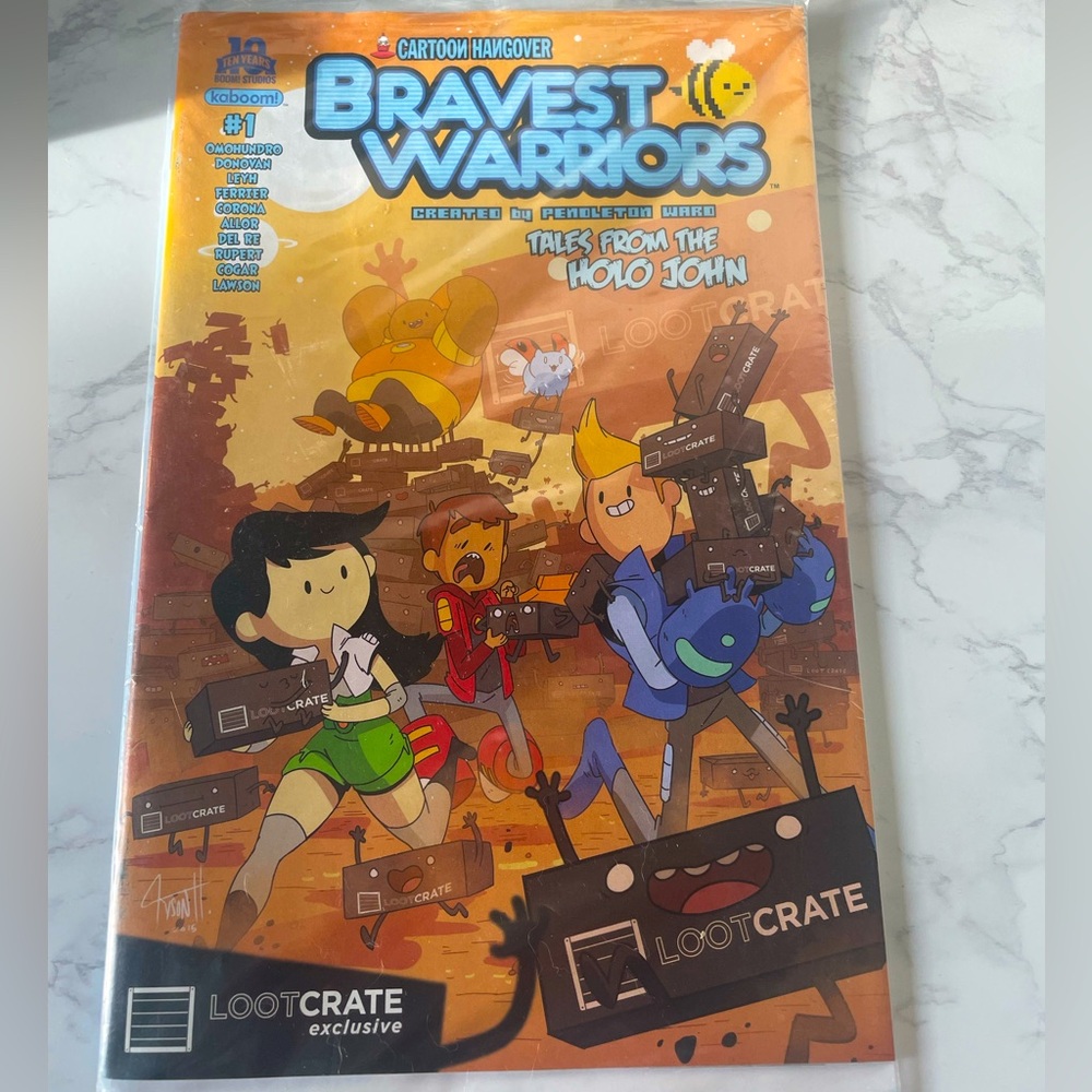 🎁FREE Bravest Warriors #1 Comic Book Tales From The Holo John Loot‎ Crate